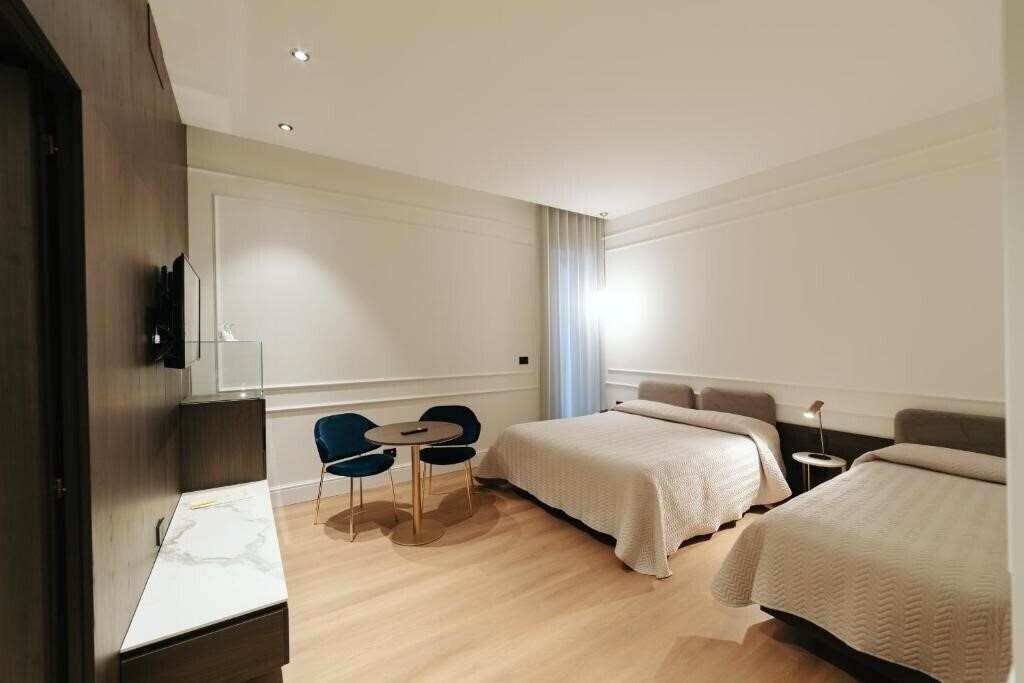 Готель Albergo Italia 3*