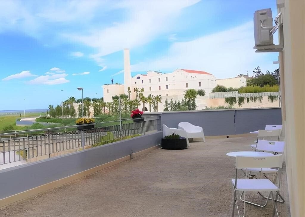 Отель Amare Matera Comfortable Rooms 3*