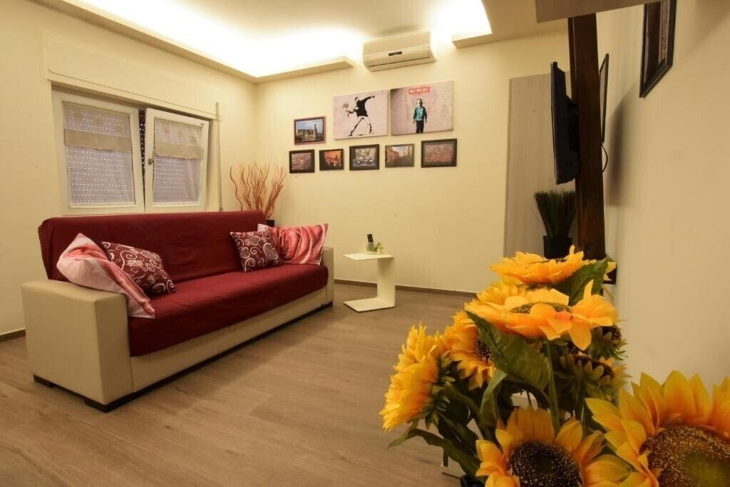 Картинка Dietro L'Angolo 3*