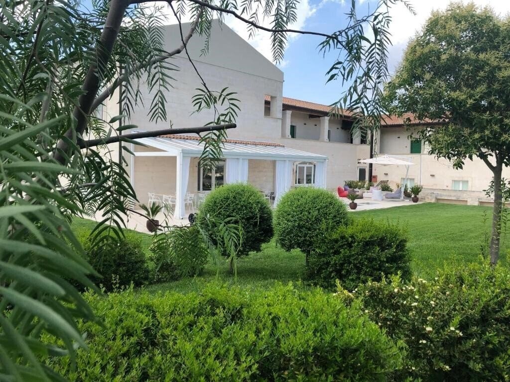 Отель Cave del Sole 4*
