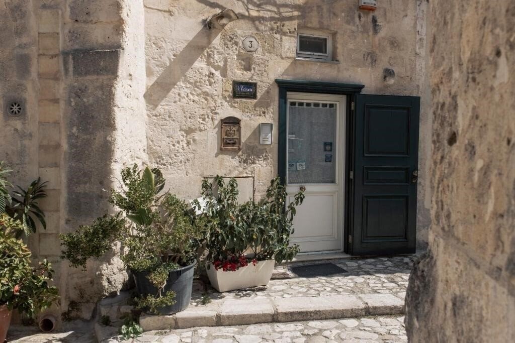 Отель Il Vicinato Casa Vacanza Immersa nel Cuore dei Sassi 3*