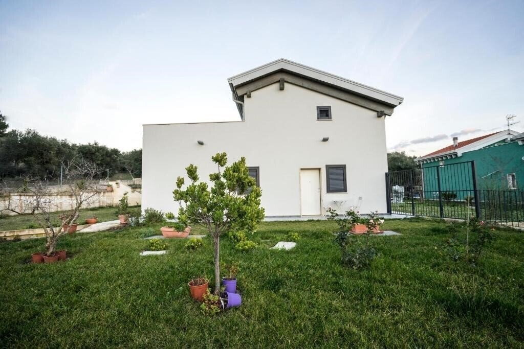 Фотографія La Casa di Raffaele 3*
