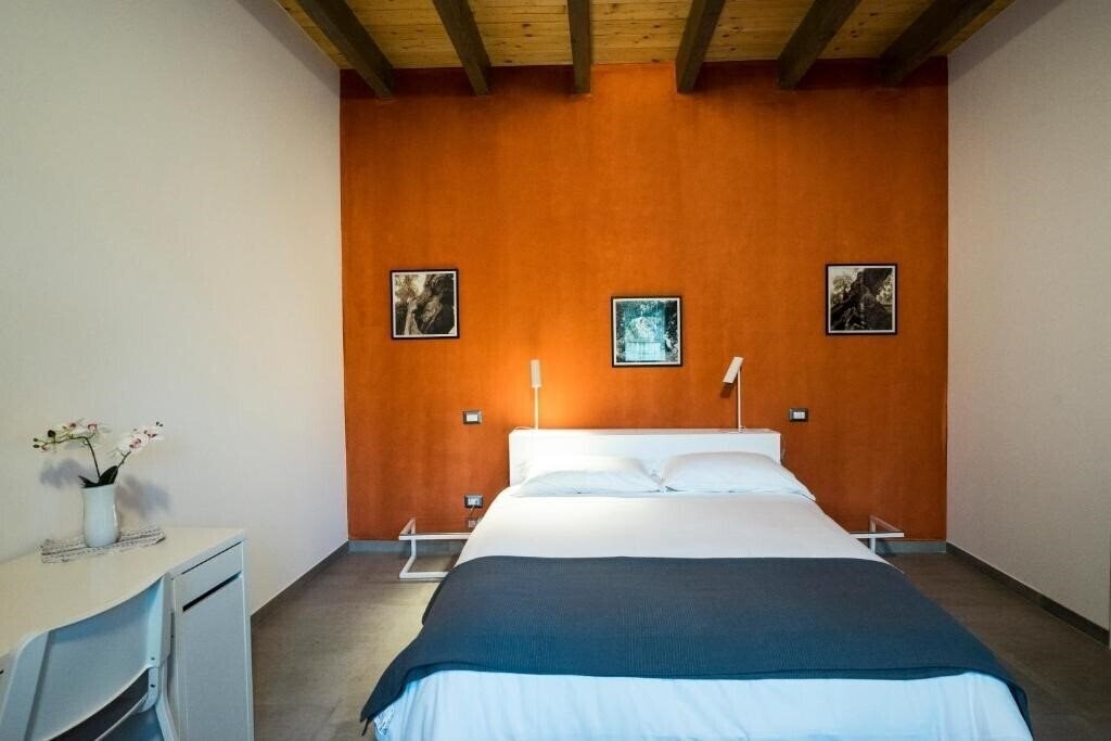 Зображення La Casa di Raffaele 3*