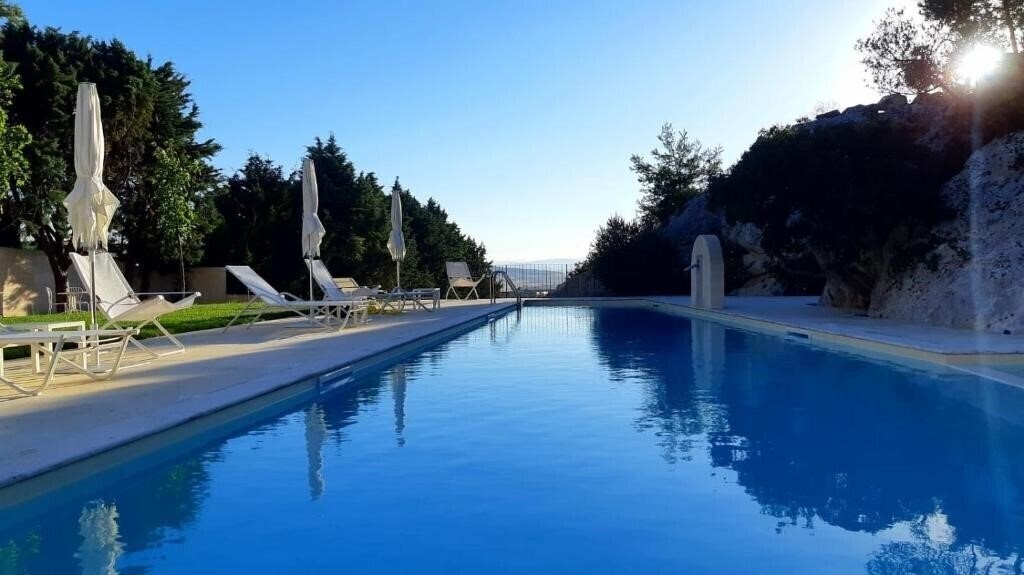 Готель Residence Masseria Santa Lucia 3*
