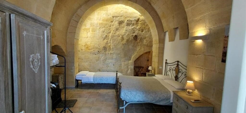 Готель Sassi Dream Matera 3*