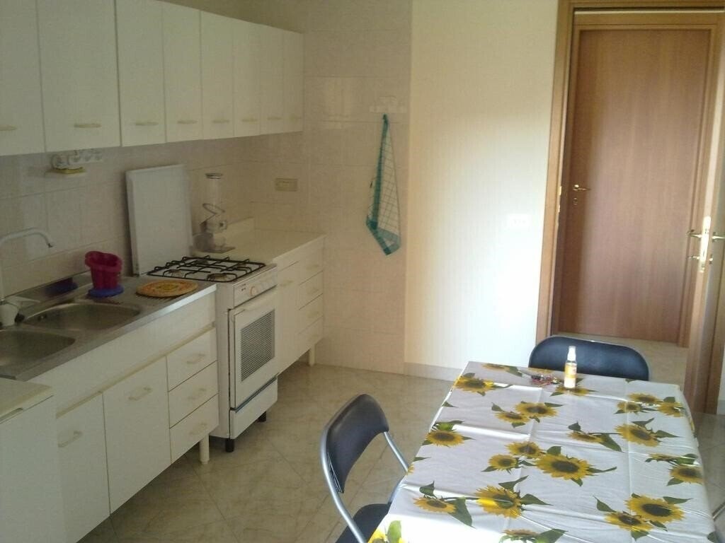 Фото Home Sweet Home 2*