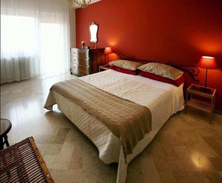 Готель Smile House 3*