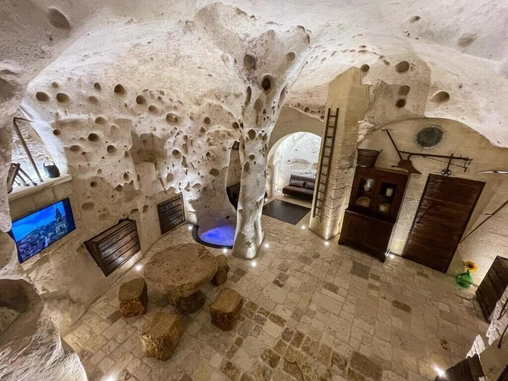 Отель La Suite Nella Roccia 4*