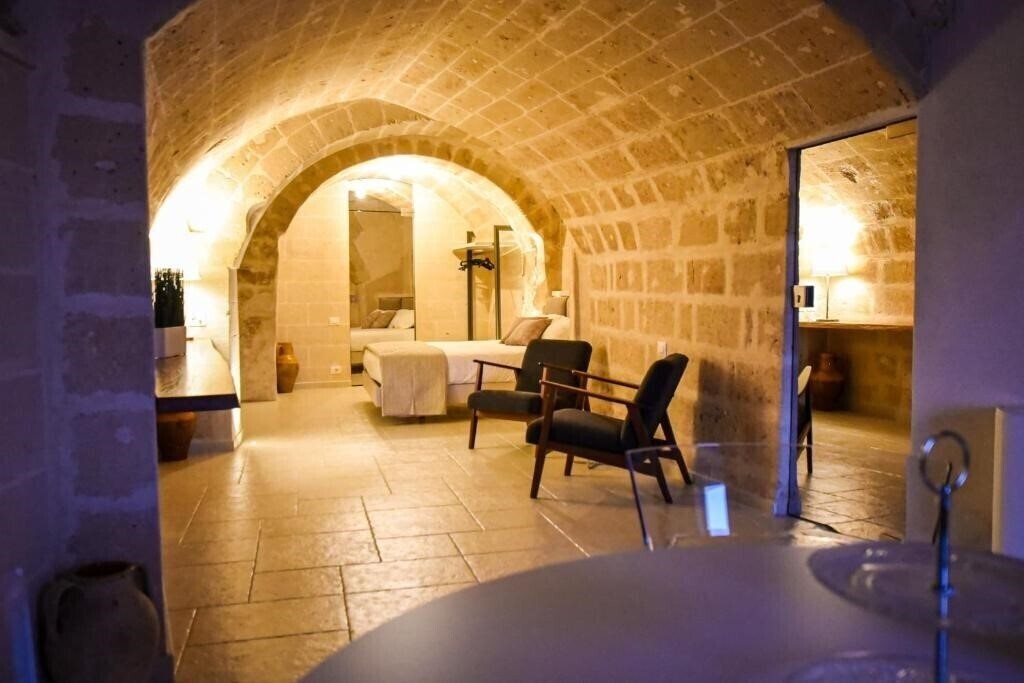 Отель Suite San Placido 4*