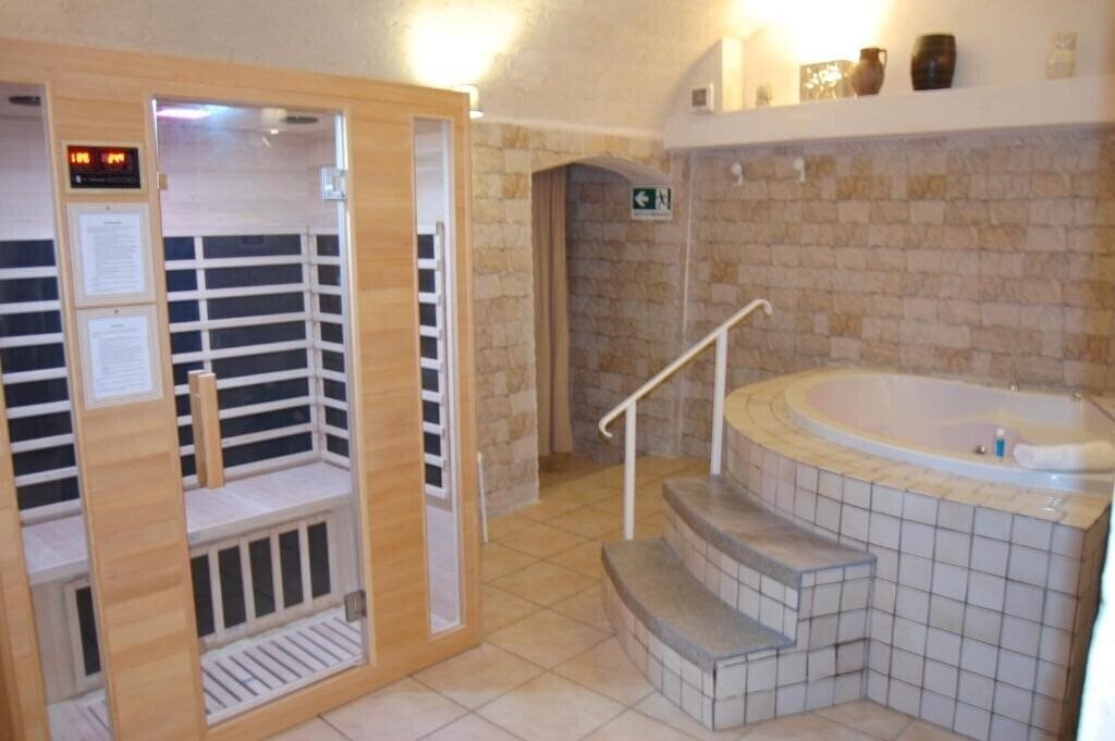 Готель Antica Mateola Rooms&Suites 4*