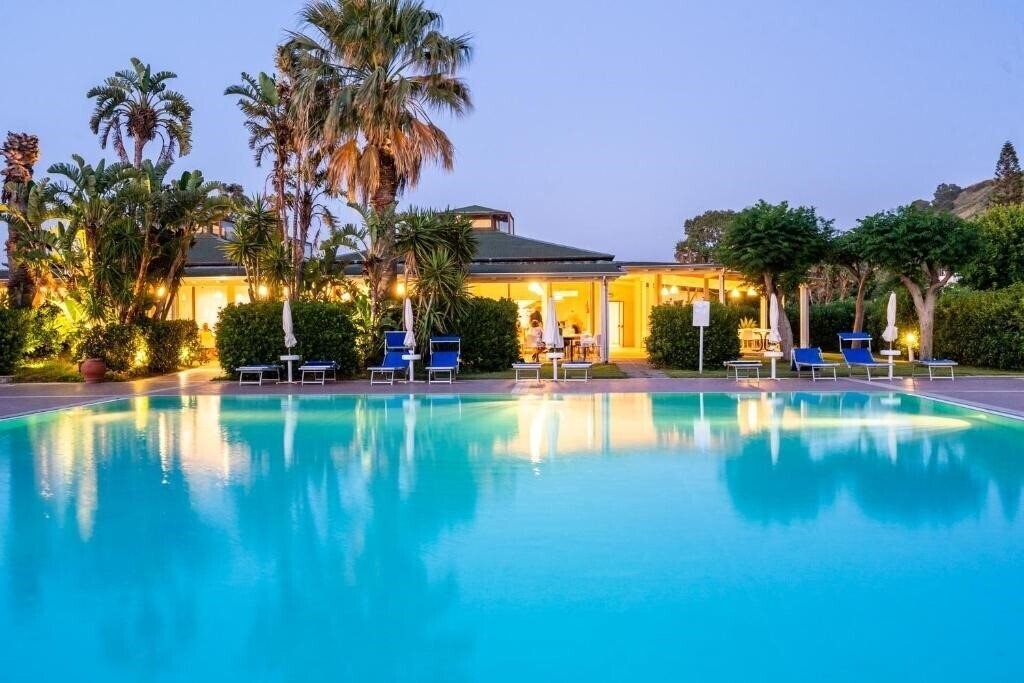 Отель Le Dune Beach Club 3*