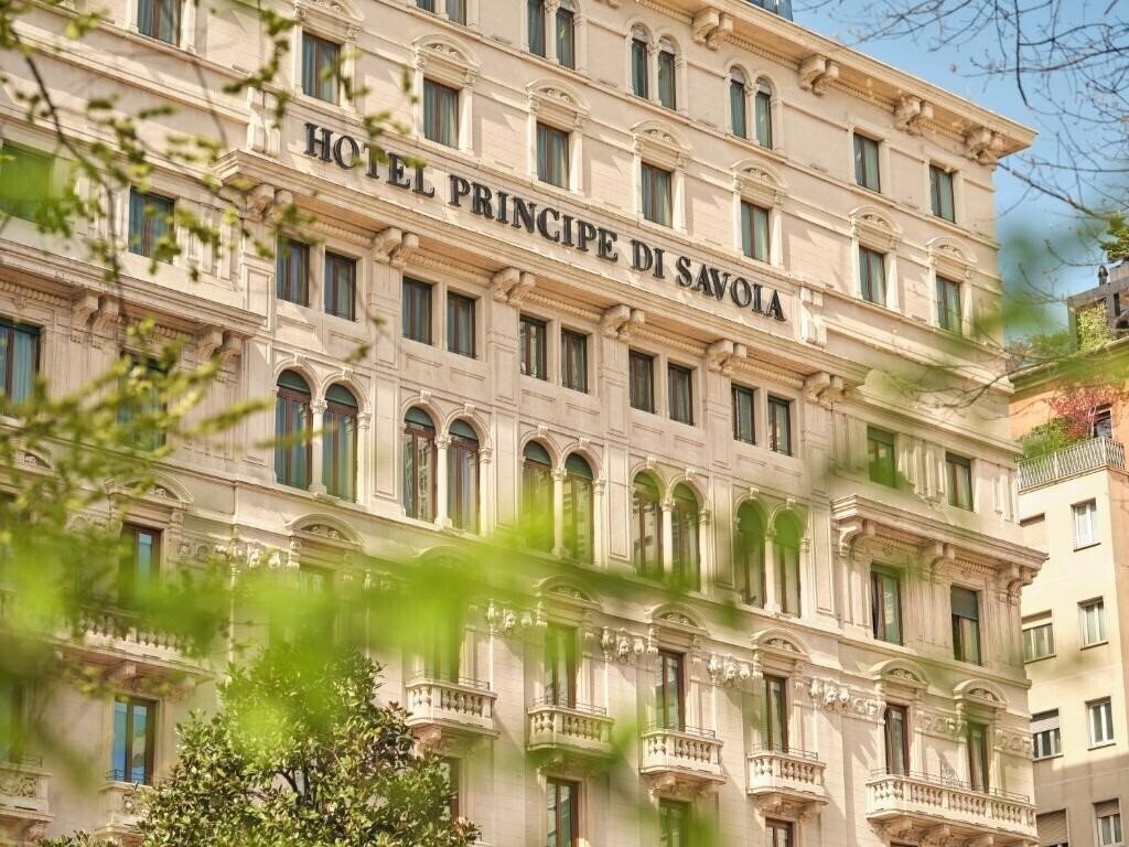 Отель Principe Di Savoia 5*