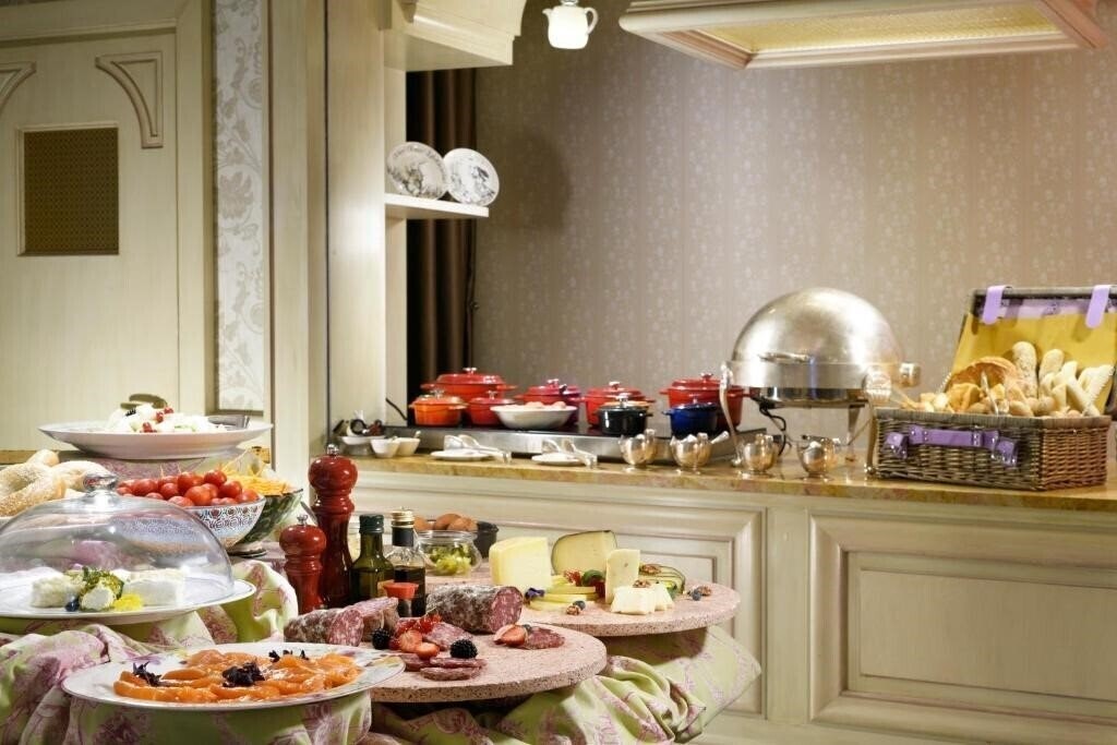 Фотографія Chateau Monfort 5*