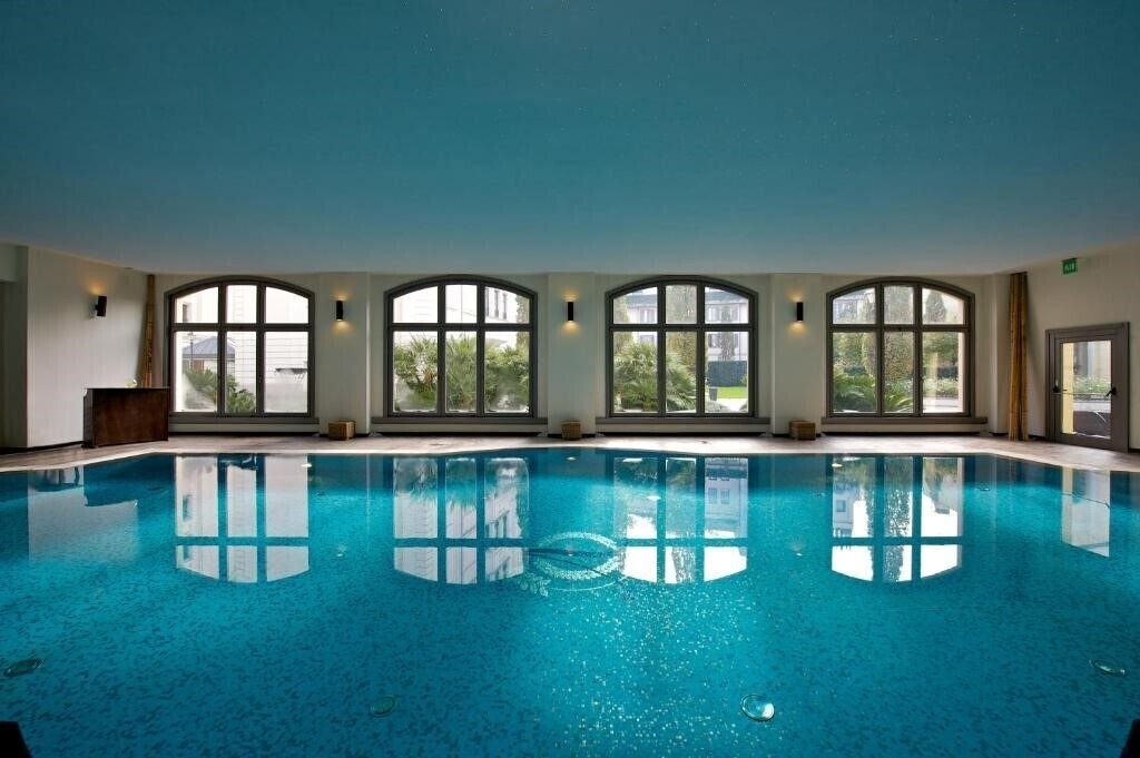 Готель Grand Visconti Palace 4*