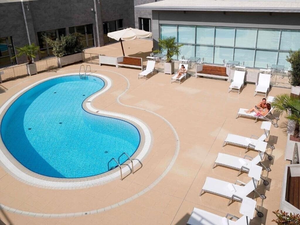 Готель Novotel Malpensa Airport 4*