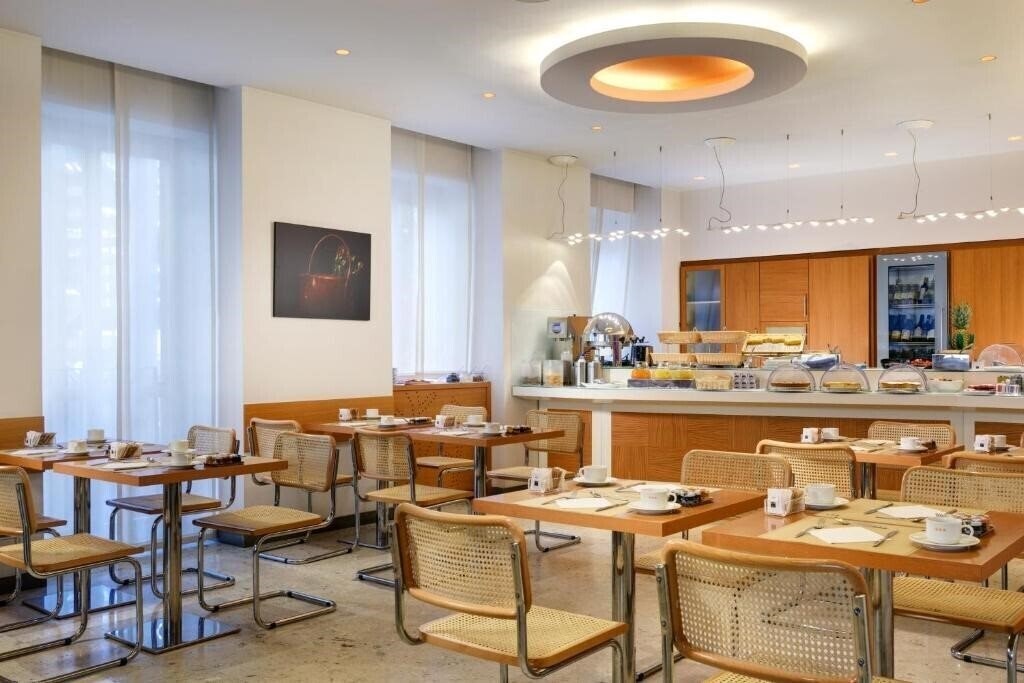 Зображення Una Hotel Mediterraneo 4*