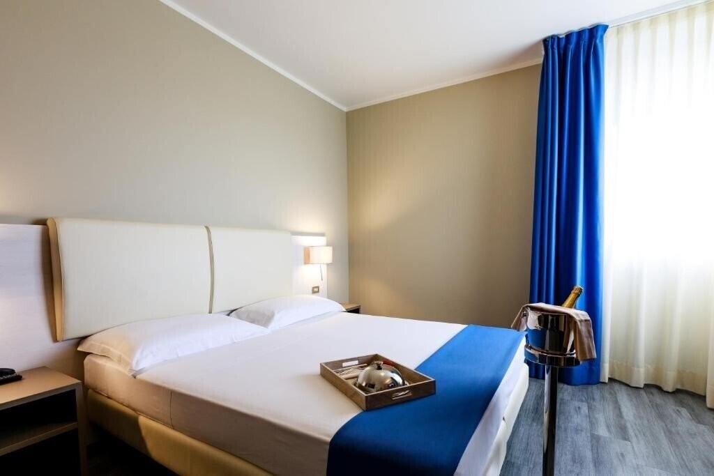 Фото Oleggio Malpensa 3*