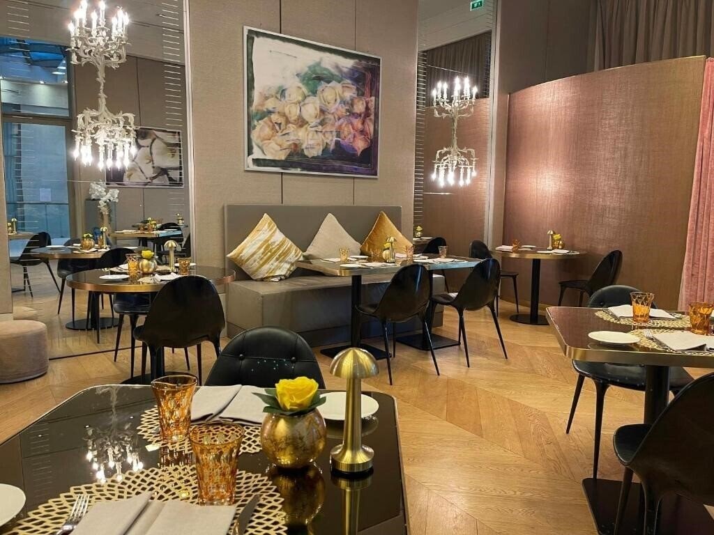 Изображение Starhotels Rosa Grand 4*