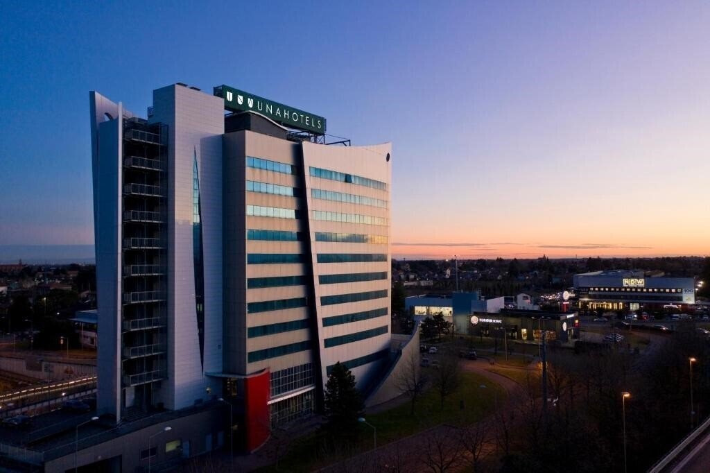 Готель Una Hotel Malpensa 4*