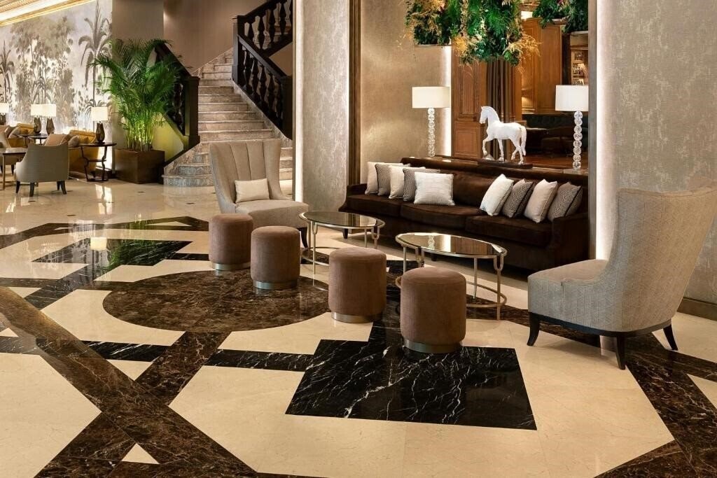 Отель Hotel Westin Palace 5*