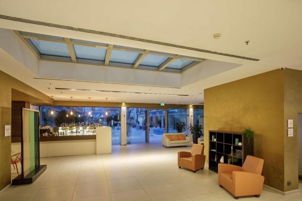 Фотографія Doubletree By Hilton Milan 4*