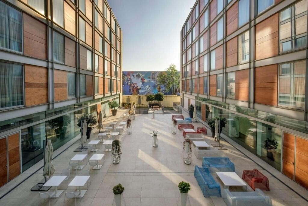 Картинка Doubletree By Hilton Milan 4*
