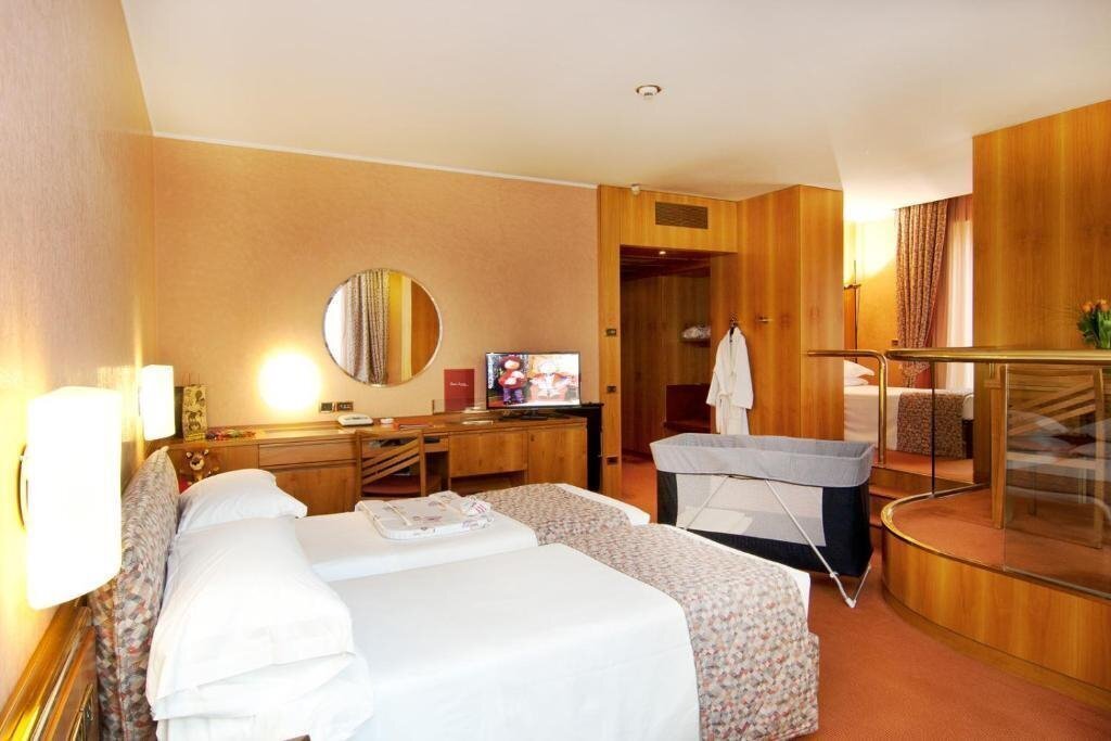 Зображення Michelangelo 4*