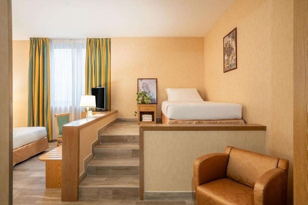 Фото Best Western Cavalieri Della Corona 4*