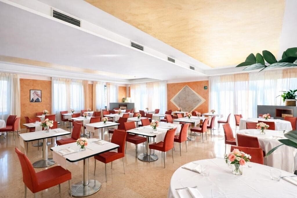 Изображение Best Western Cavalieri Della Corona 4*