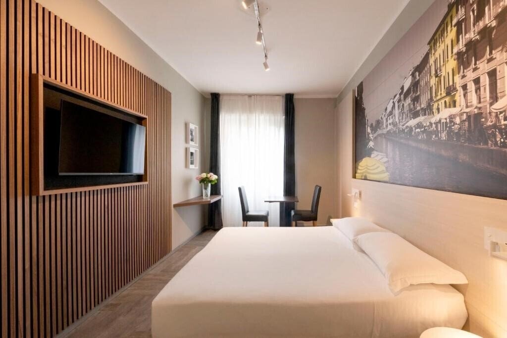Отель Viva Hotel Milano 3*