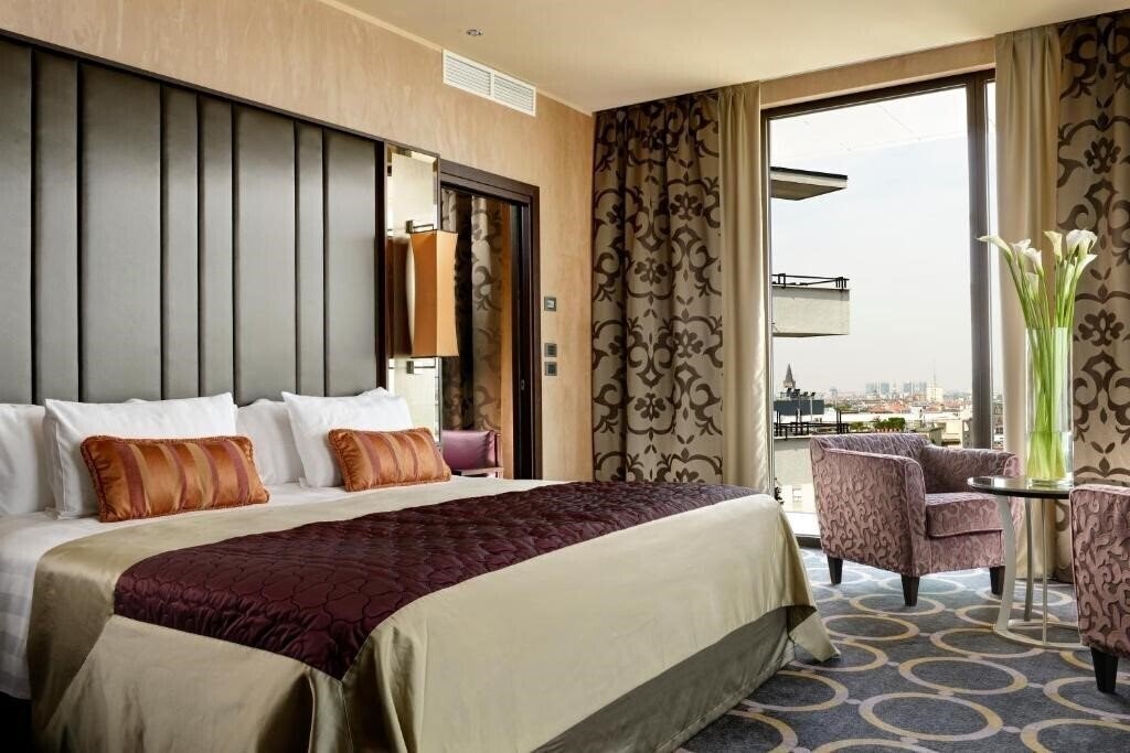 Фото Uptown Palace Milan 4*
