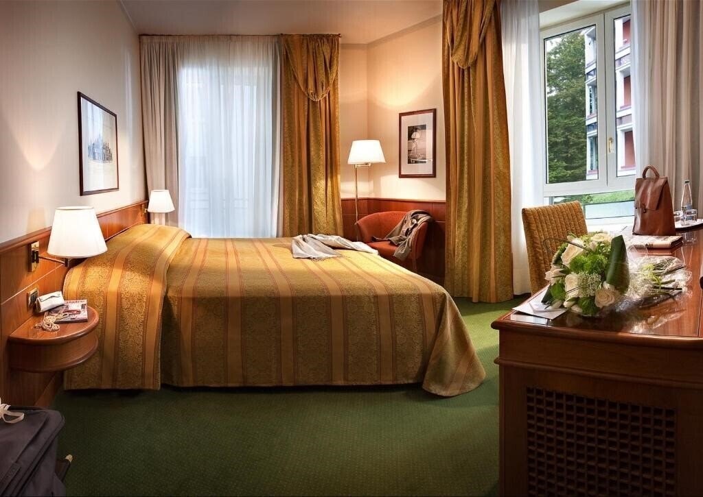 Фотографія Cavour 4*