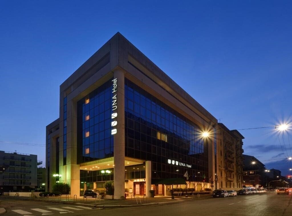 Готель Una Hotel Scandinavia 4*