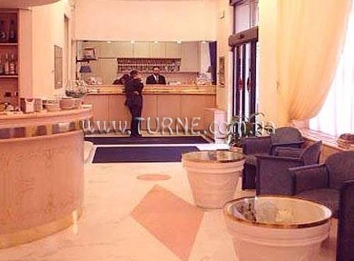 Готель Demidoff 3*