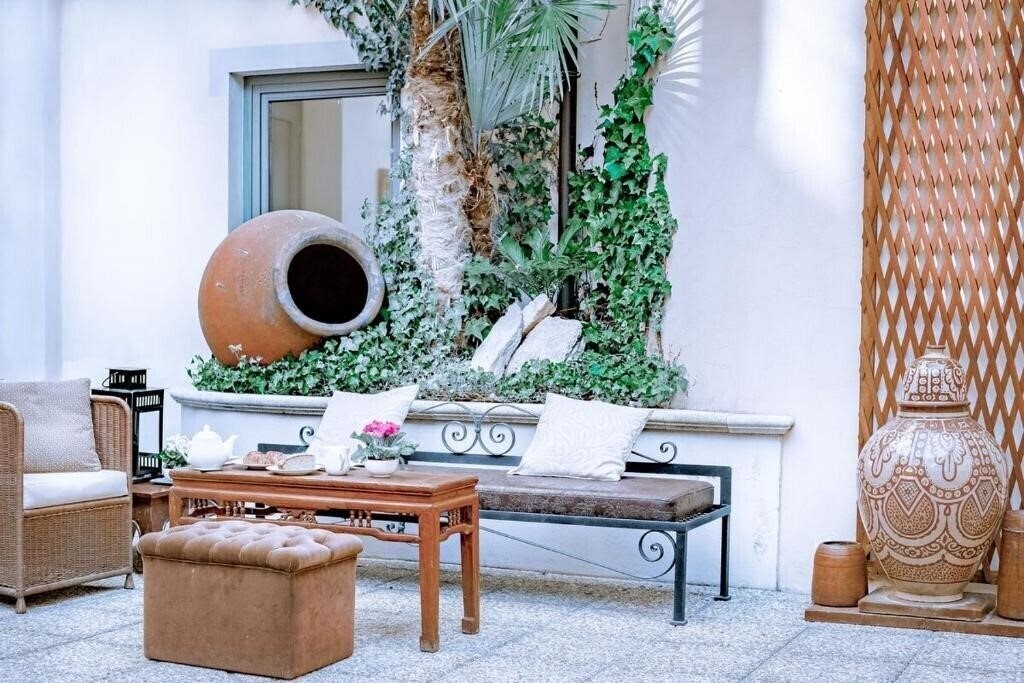 Готель Town House 33 4*