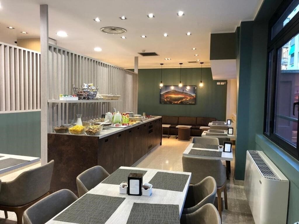 Готель Oasi Village Hotel & Resort 3*