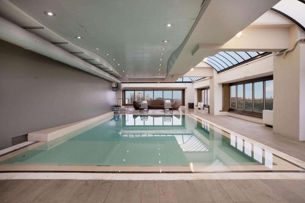 Фотографія The Hub 4*