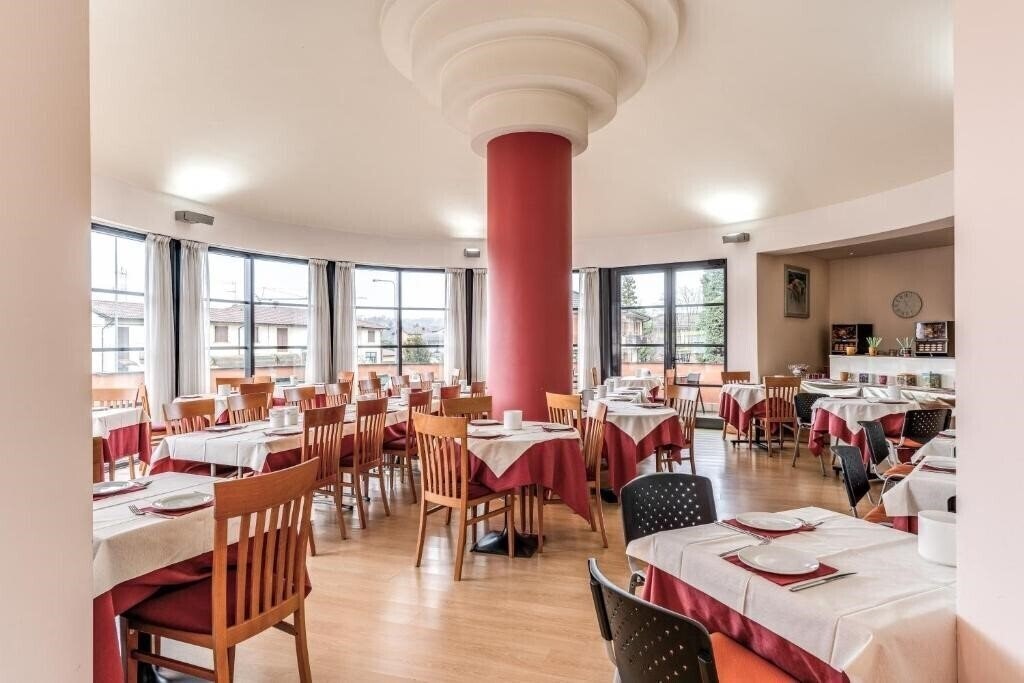 Изображение Luna Hotel Motel Lago Maggiore Arona 4*