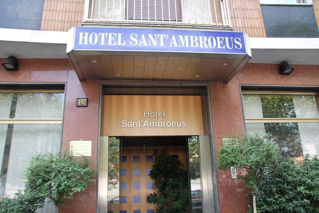 Готель Sant'Ambrous Hotel 3*