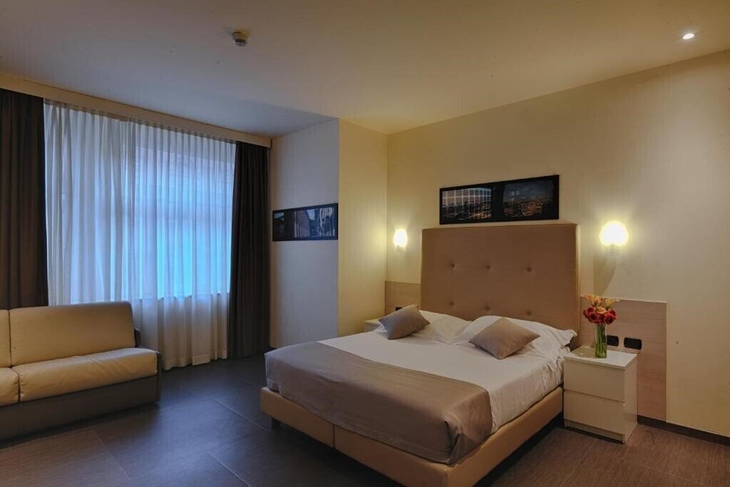 Фото Duomo Apartments Milano 4*