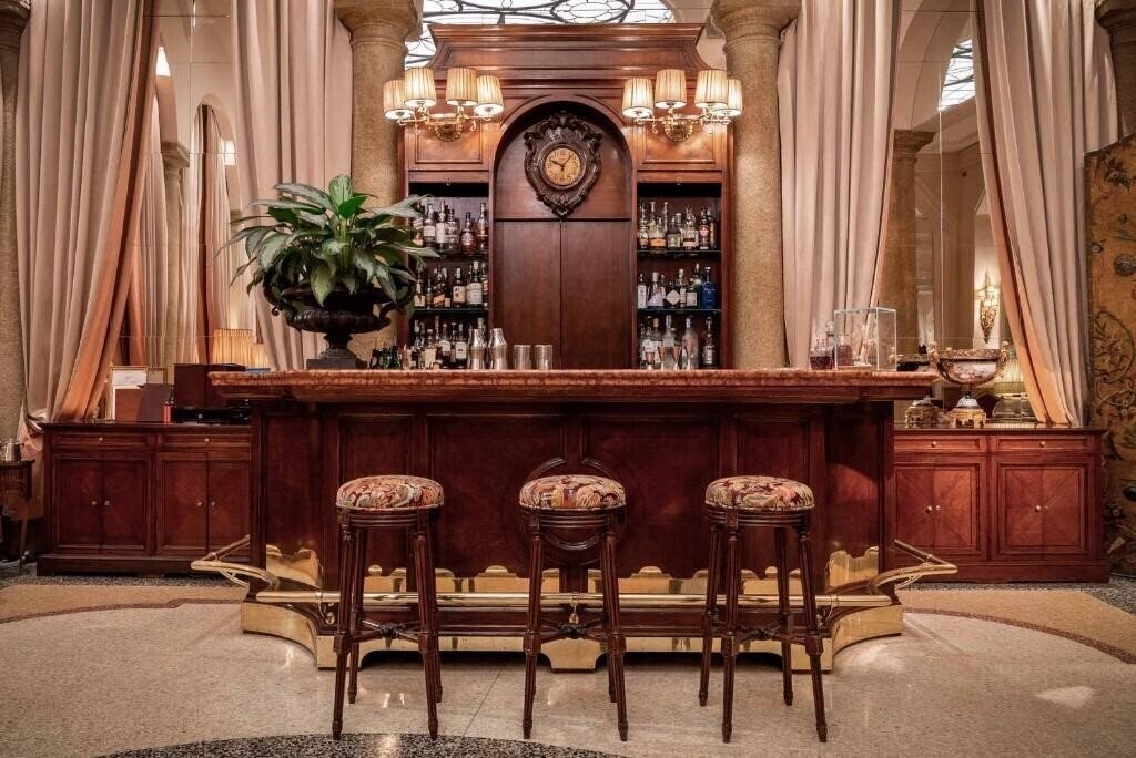 Фото Grand Hotel et de Milan 5*