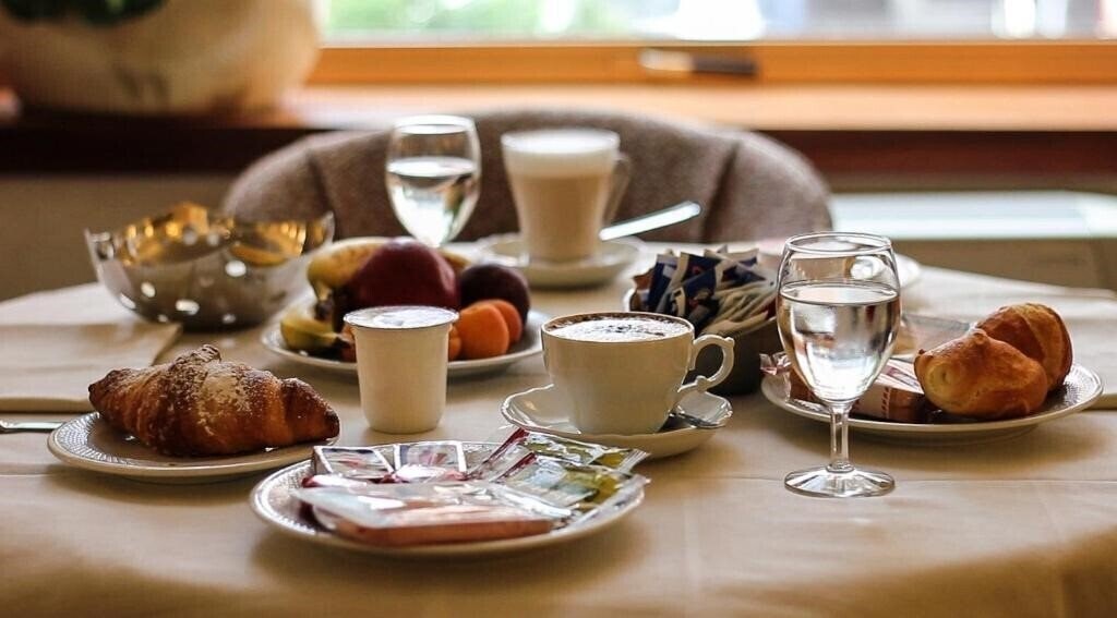 Фотография Bristol Hotel 4*