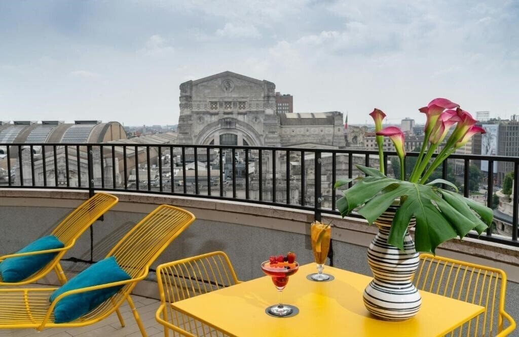 Готель NYX Hotel Milan by Leonardo 4*