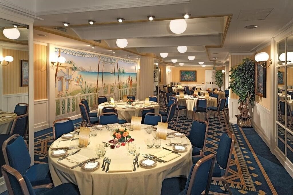 Изображение Capitol Hotel 4*