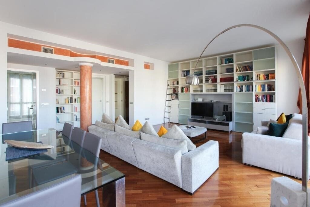 Зображення Heart Milan Apartments San Sepolcro Duomo 5*