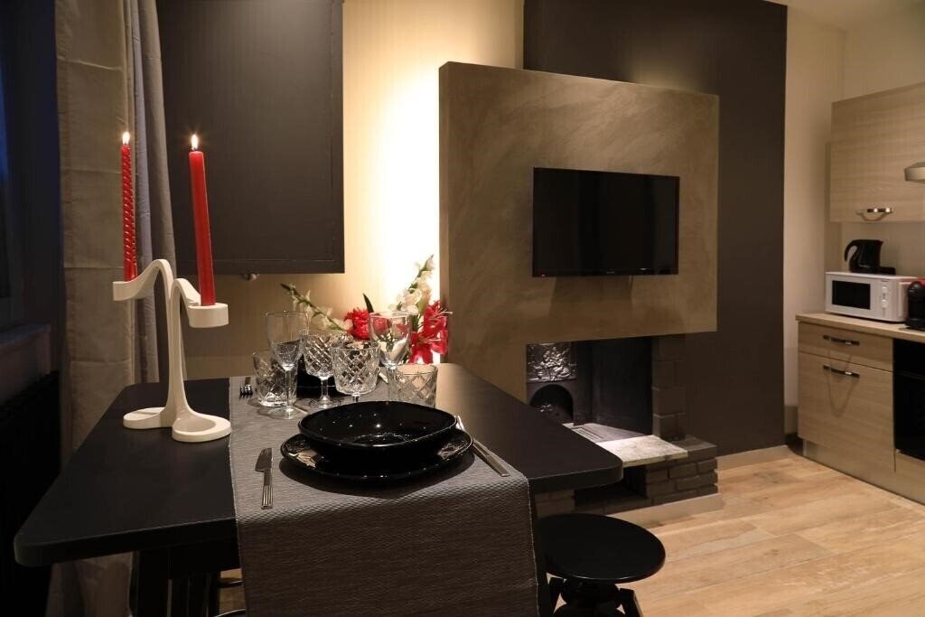 Отель Sforza Apartment Near Duomo 5*
