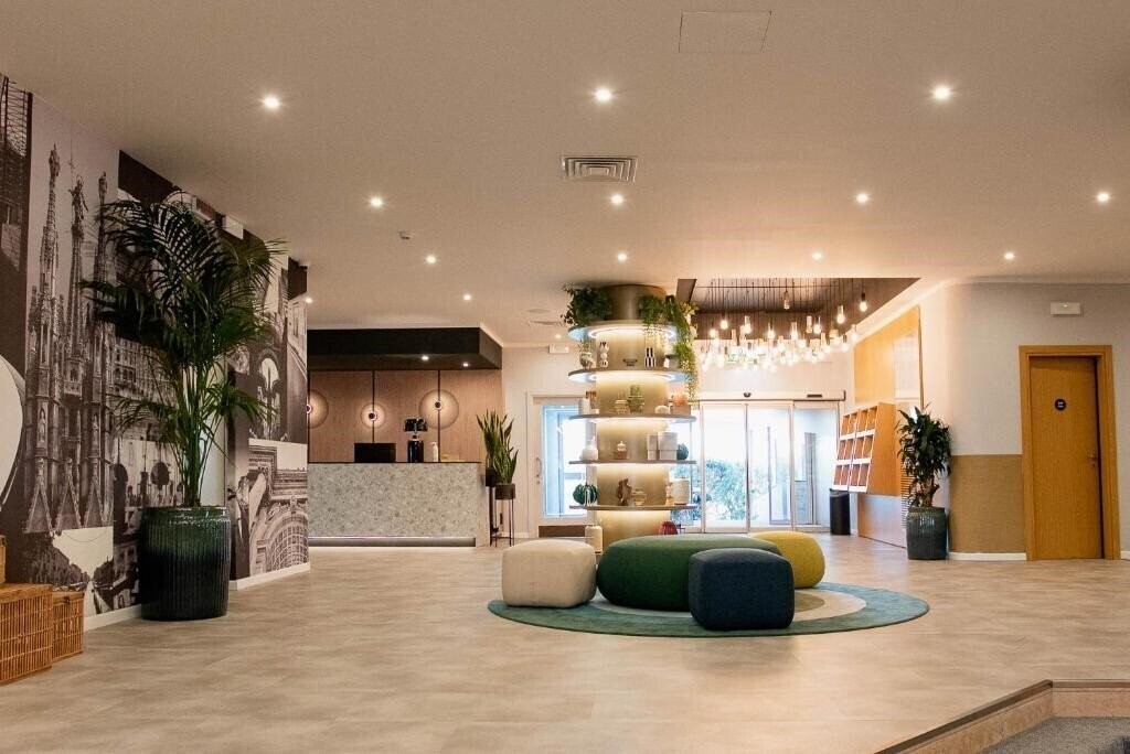 Готель Belstay Milano Assago 4*