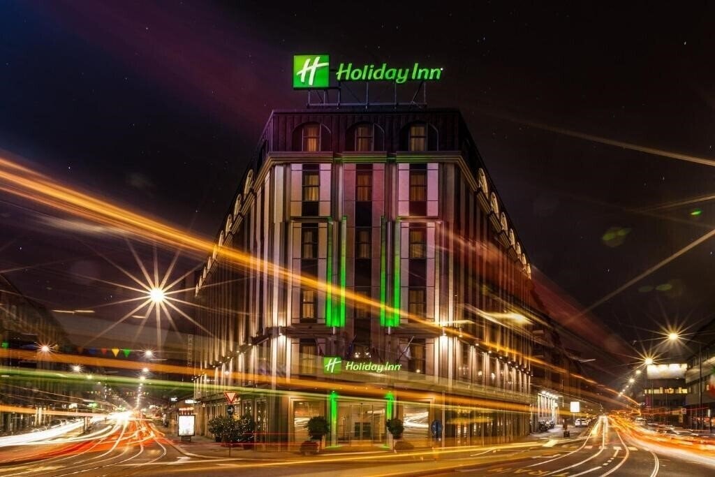 Готель Holiday Inn Milan Garibaldi Station 4*