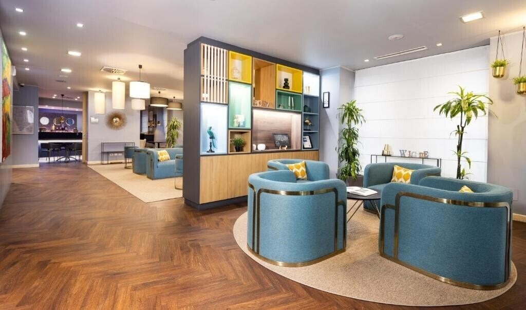 Картинка Holiday Inn Milan Garibaldi Station 4*