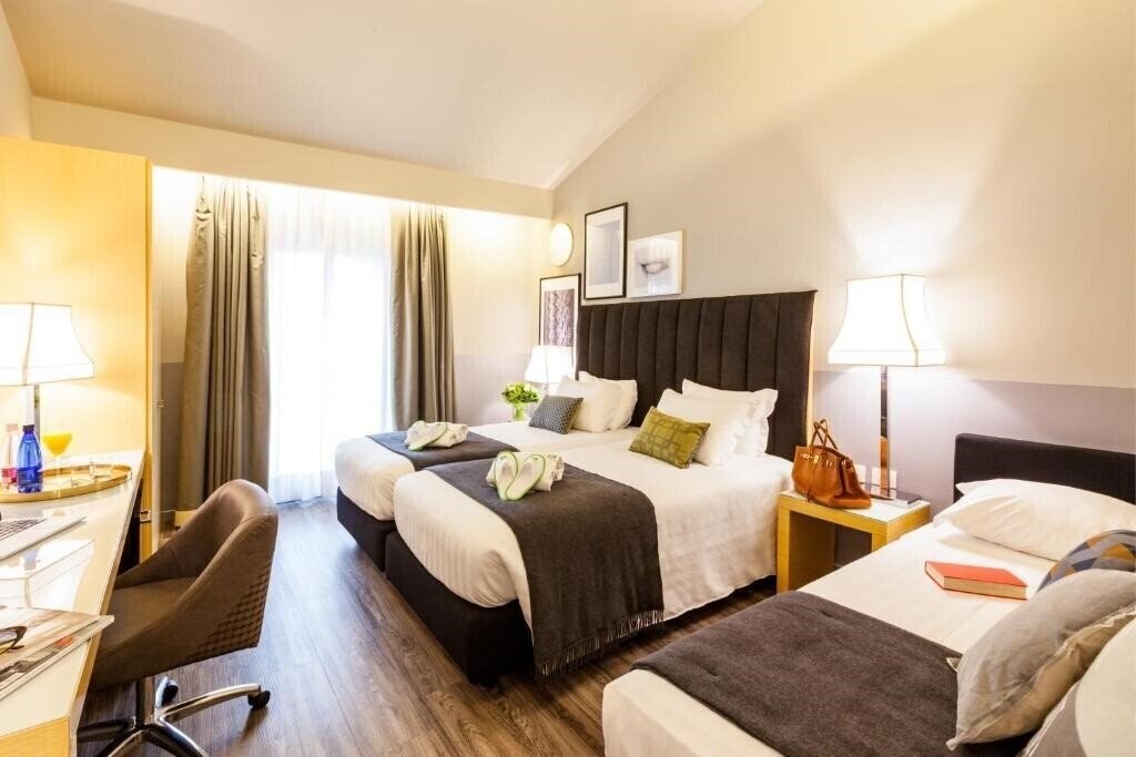 Картинка Holiday Inn Milan Garibaldi Station 4*